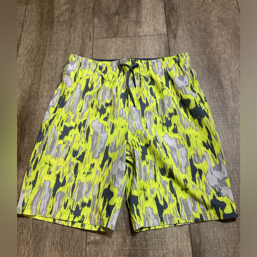 Spyder boys L (14-16) swim trunks